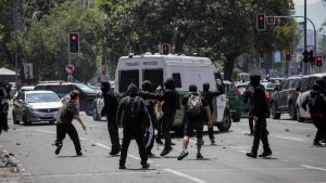 Extranjeros detenidos en el 18-O: los antecedentes policiales que motivaron el proceso de expulsión