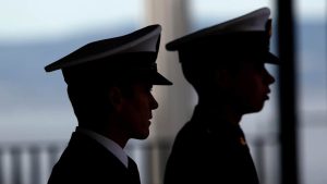 Detienen a otros dos funcionarios de la Armada por denuncia de violación grupal en Rapa Nui