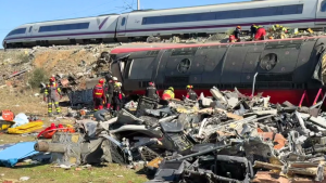 Choque de trenes en España: todo lo que se sabe del chileno que viajaba en uno de los vagones