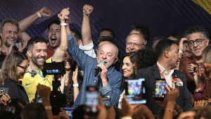 Lula ganó el balotaje en Brasil: Presidente Kast lo felicitó y Flávio Bolsonaro desconoció su derrota