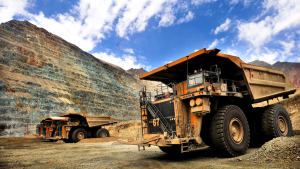 Baja en la producción minera impulsó la caída del del 1% en el Imacec de agosto
