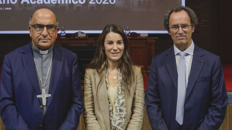 Arzola y llamado de rector UC a rechazar Presupuesto: 