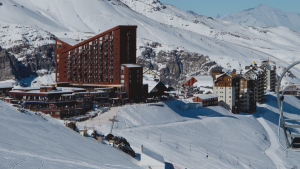 Valle Nevado extiende temporada de esquí hasta noviembre por primera vez en su historia