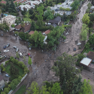 Informe técnico de Sernageomin advirtió en febrero de riesgo de aluvión en San Carlos de Apoquindo