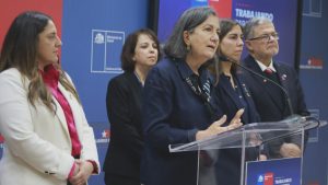 El proyecto del Minsal para dar permiso a padres y así cuidar a hijos tras intento de suicidio