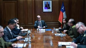 Arrau llama al Congreso a dar respaldo jurídico a Carabineros mediante aprobación de Reglas de Uso de la Fuerza