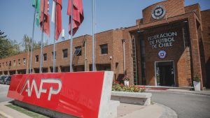 Municipalidad de Peñalolén clausura sede de la ANFP: apunta a 16 años de irregularidades