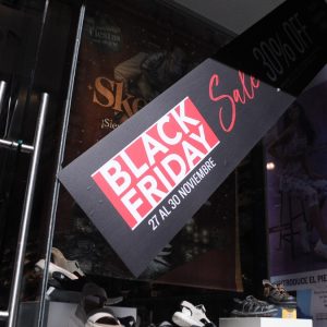 Ofertas de trabajo en Black Friday 2026: revisa las vacantes, los sueldos y cómo postular