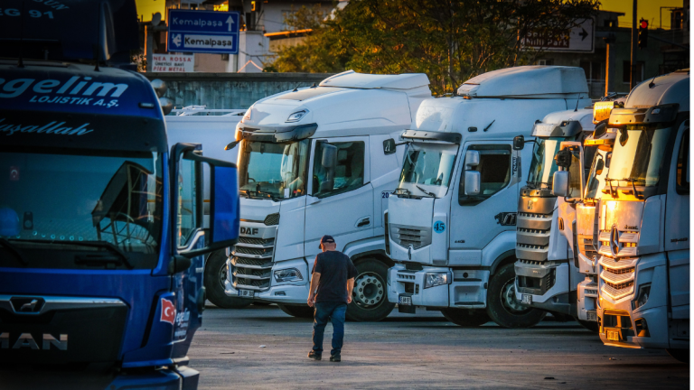 ¿Compró su primer camión? Conozca los trámites y seguros que necesita