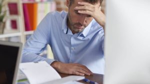 El sueldo no alcanza: 87% de los trabajadores dice que sus ingresos no cubren necesidades básicas