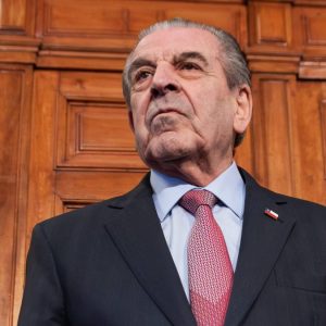 Frei respalda adhesión al Escudo de las Américas: 