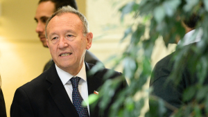 García Ruminot defiende decisión de no conmemorar el estallido social: 