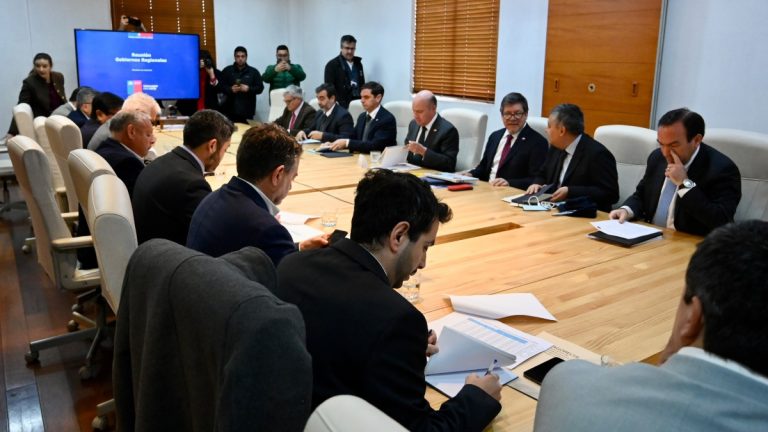 Gobernadores presionan a Quiroz por recortes en Presupuesto 2027: 