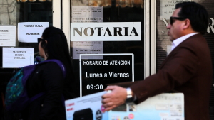 De mayor a menor: estos son los 35 notarios y conservadores obligados a jubilar este viernes