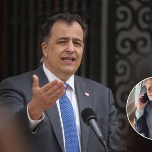 Gobierno defiende viaje de subsecretario Pavez en avión de la FACh: 